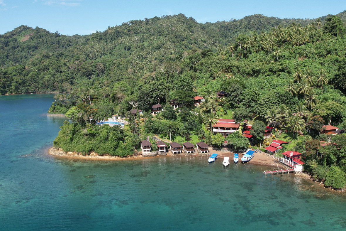 Tauchen Bastianos Froggies Lembeh / Indonesien